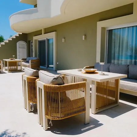 Nyaraló Pelagus Néa Péramos